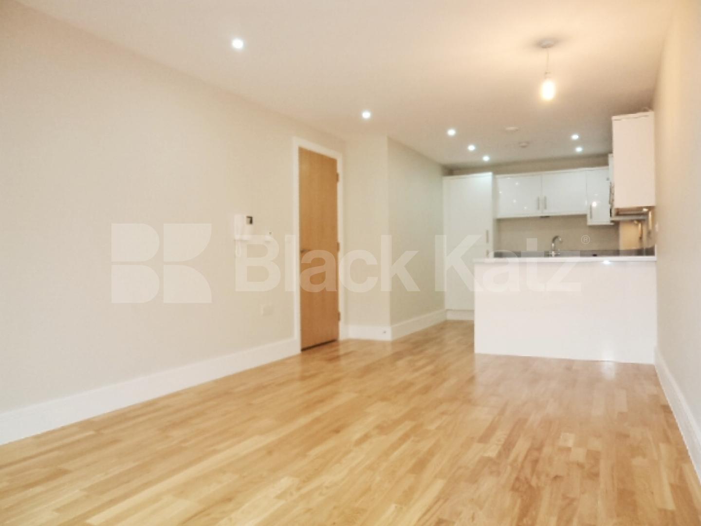 			New Instruction , 2 Bedroom, 1 bath, 1 reception Apartment			 Camberwell New Road , Oval/Camberwell